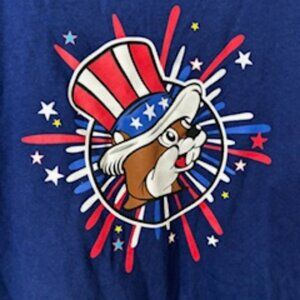 Buc-ees XL Fourth of July Shirt